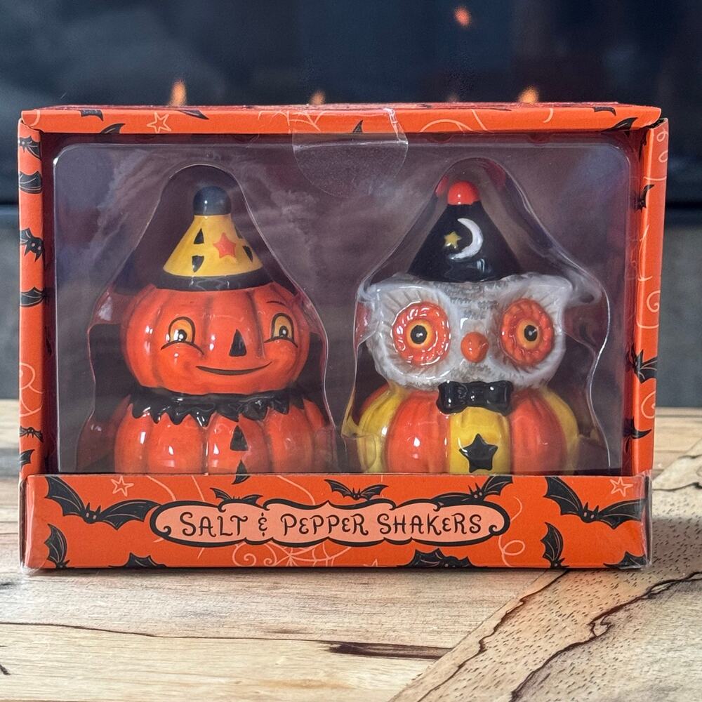 Johanna Parker Halloween Salt Pepper Shakers Pumpkin Owl Carnival Cottage NEW